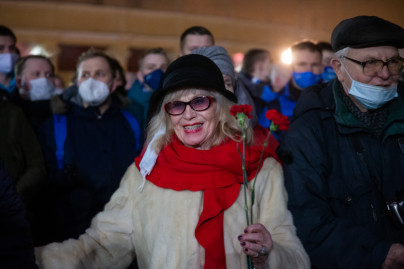 Перформанс болельщиков в честь 77-й годовщины полного освобождения Ленинграда