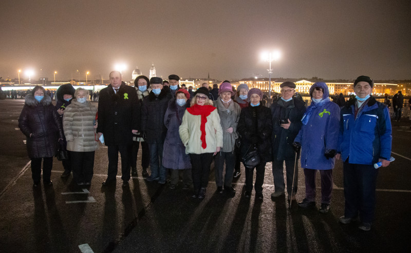 Перформанс болельщиков в честь 77-й годовщины полного освобождения Ленинграда