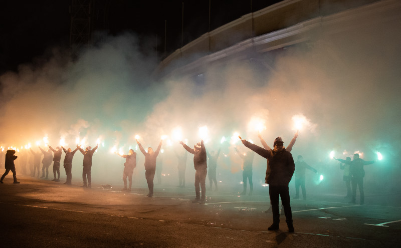 Перформанс болельщиков в честь 77-й годовщины полного освобождения Ленинграда