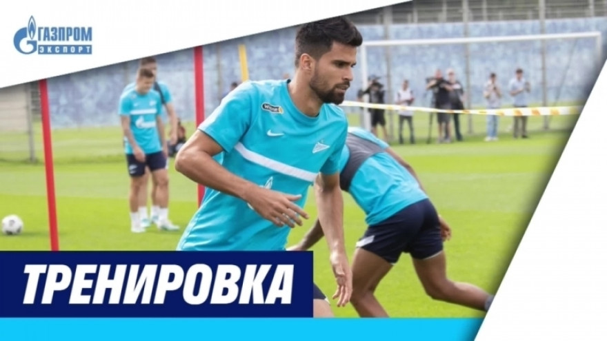 Открытая тренировка перед матчем «Зенит» — ЦСКА Открытая тренировка перед матчем «Зенит» — ЦСКА
