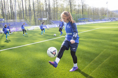 Тренировка женской команды U-16 перед выездом на турнир в Екатеринбург