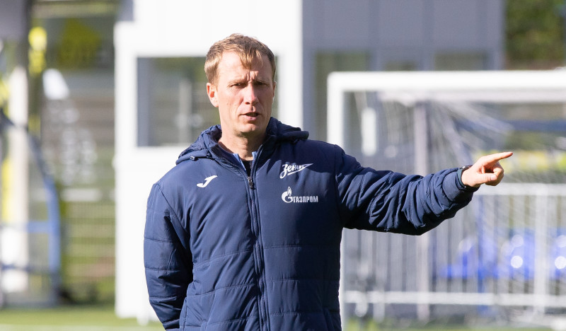 Тренировка женской команды U-16 перед выездом на турнир в Екатеринбург
