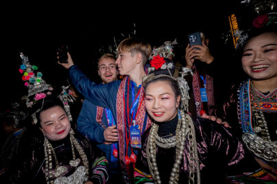 Торжественный прием команды «Зенит»-м в загородном клубе  Гуйян(Китай)