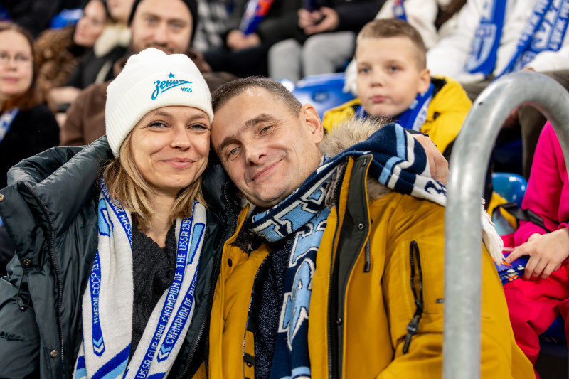 Болельщики на матче «Зенит» — «Пари НН»