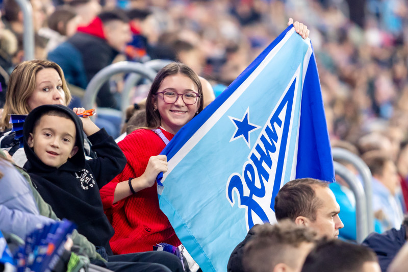Болельщики на матче «Зенит» — «Пари НН»