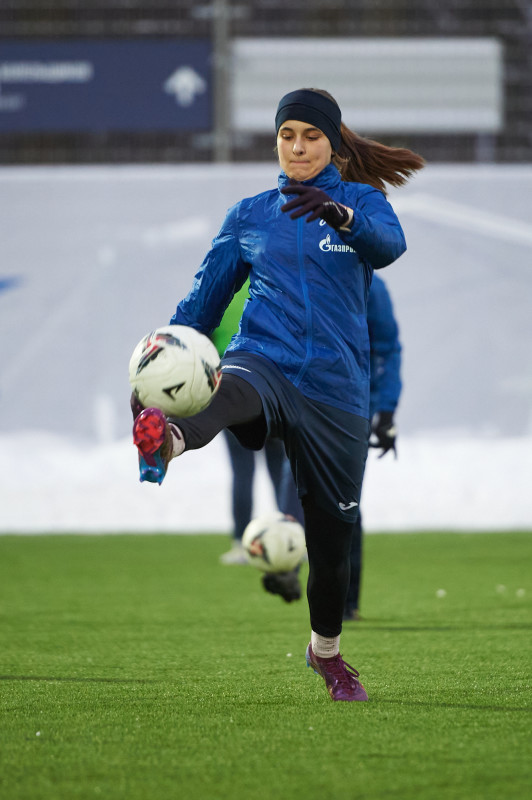 Тренировка женской команды U-16