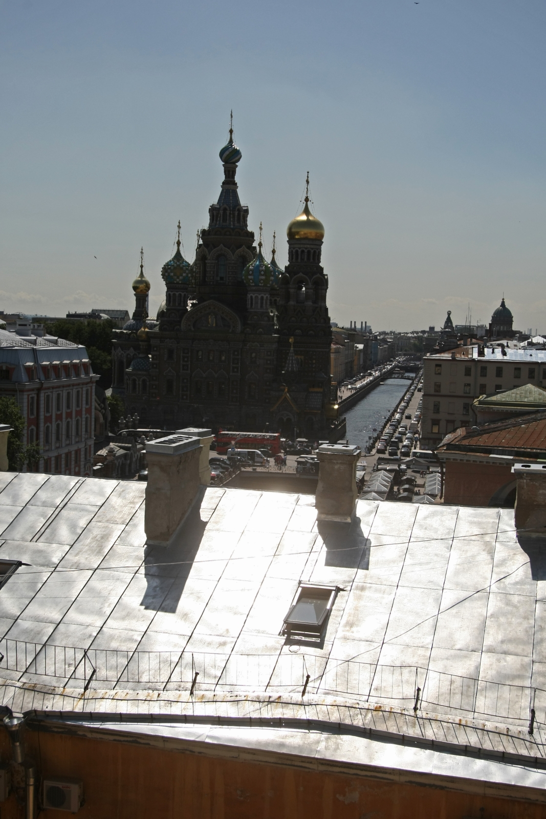 Вид на храм Спас на Крови