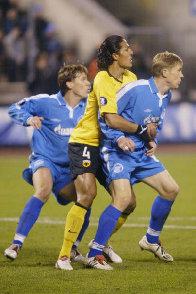  Кубок УЕФА 2004 , Зенит — АЕК, Бруну Алвеш