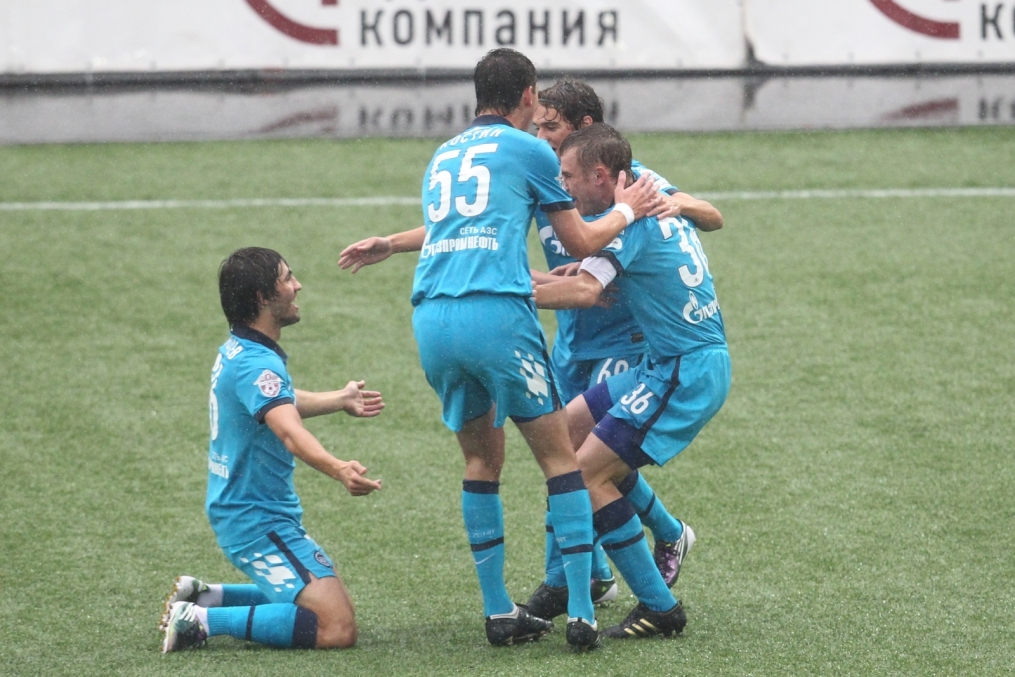 Первенство молодежных составов 2010 года. Футбольный матч Локомо