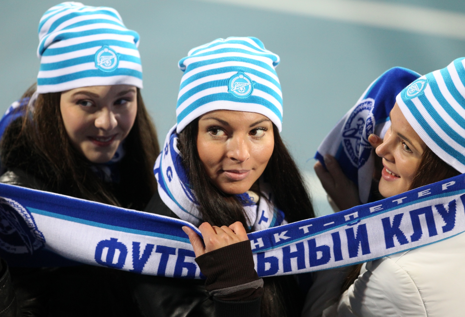 Болельщицы