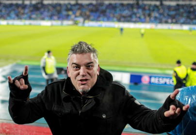 Николай Копейкин, художник и болельщик Зенита на матче Лиги чемпионов УЕФА «Зенит» — «Андерлехт» 