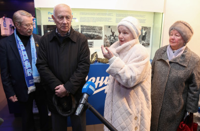 Открытие выставки к 100-летию Петра Дементьева.








