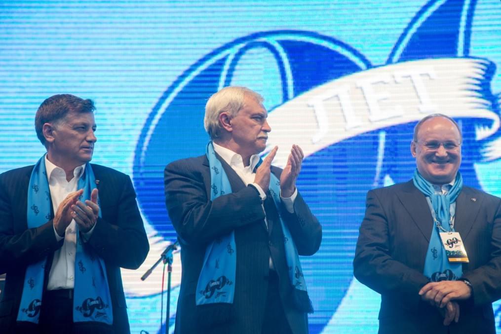 Празднование 90-летия «Зенита» на стрелке Васильевского острова