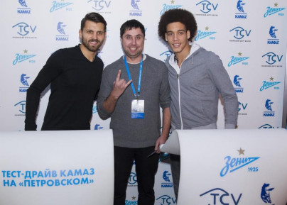 Тест-драйв «Камаз» на стадионе «Петровский»