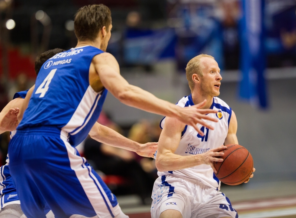 Единая Лига ВТБ 2015/2016, «Зенит» — «Цмоки-Минск»