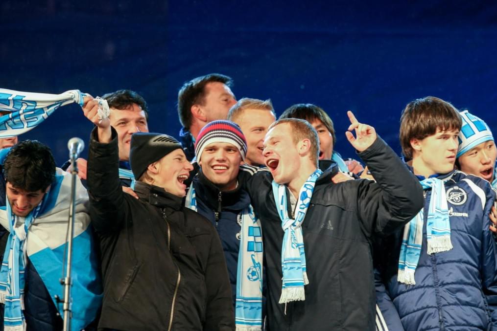 Празднование чемпионства «Зенита» на стадионе «Петровский»