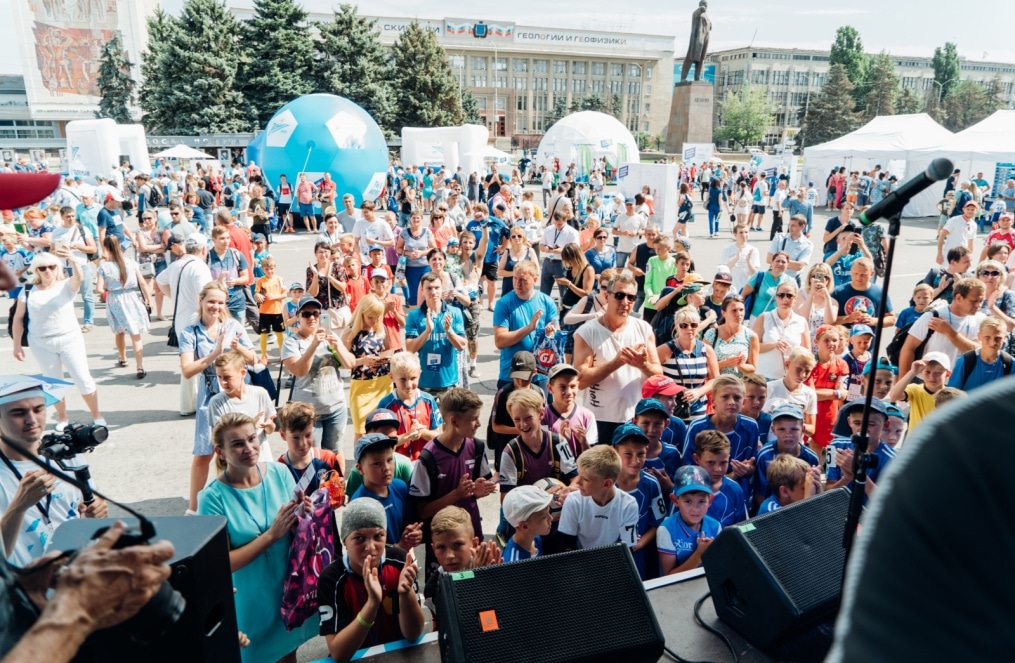 Фоторепортаж о Большом фестивале футбола в Саратове