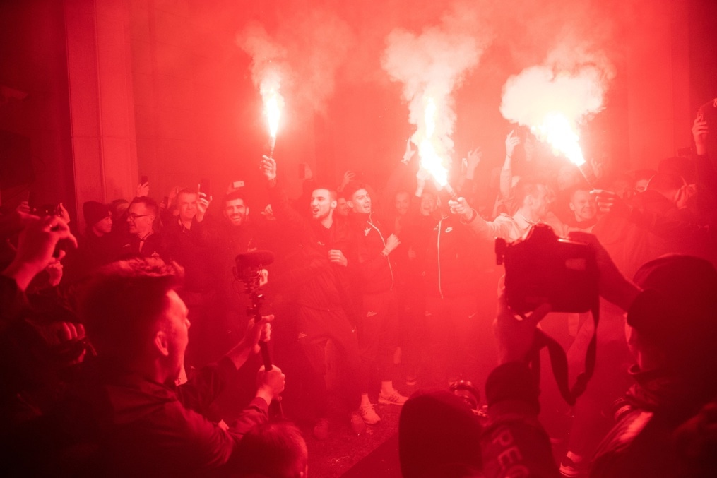 Чемпионы в Петербурге: болельщики встретили команду в «Пулково»
