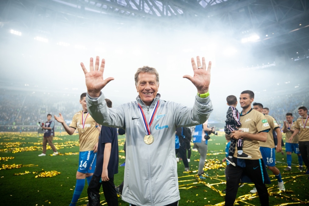 Церемония вручения кубка и золотых медалей чемпионов Российской Премьер-Лиги 2018/19
