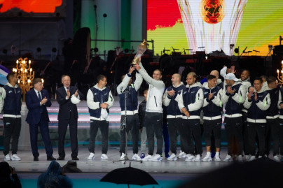 Парад Чемпионов после матча «Зенит» — «Енисей»