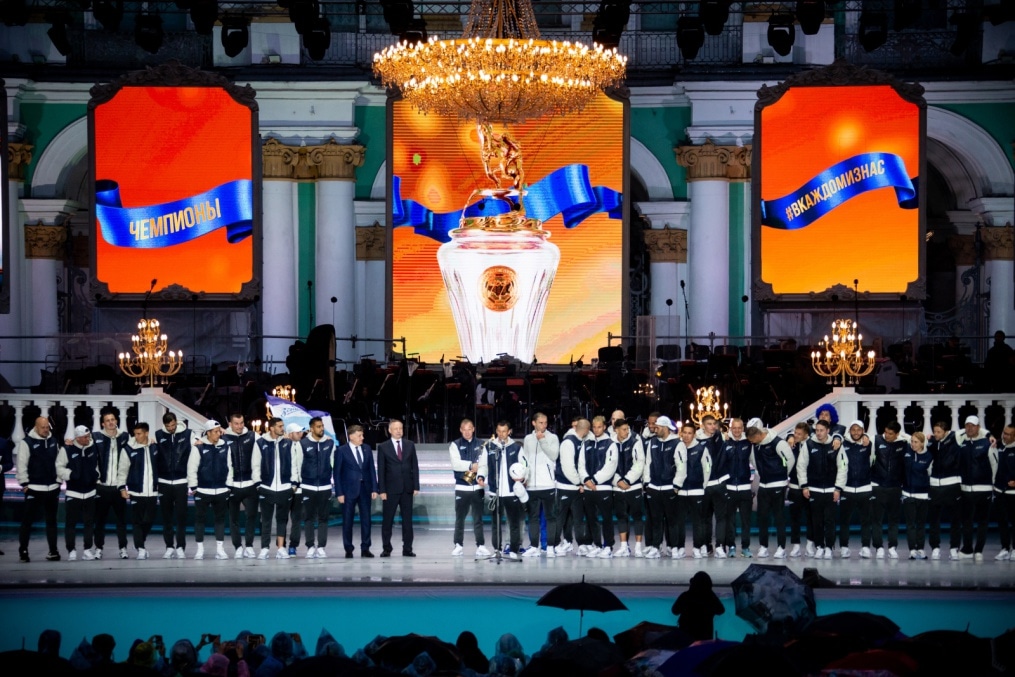 Парад Чемпионов после матча «Зенит» — «Енисей»