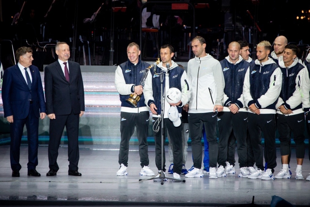 Парад Чемпионов после матча «Зенит» — «Енисей»