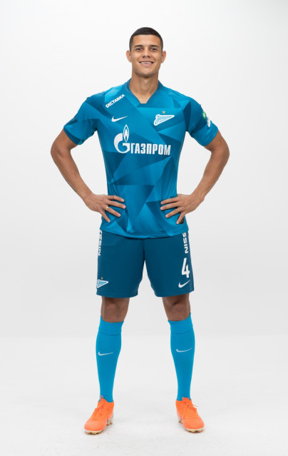 Фотосессия футболистов и тренеров основного состава ФК «Зенит» сезона 2019/20