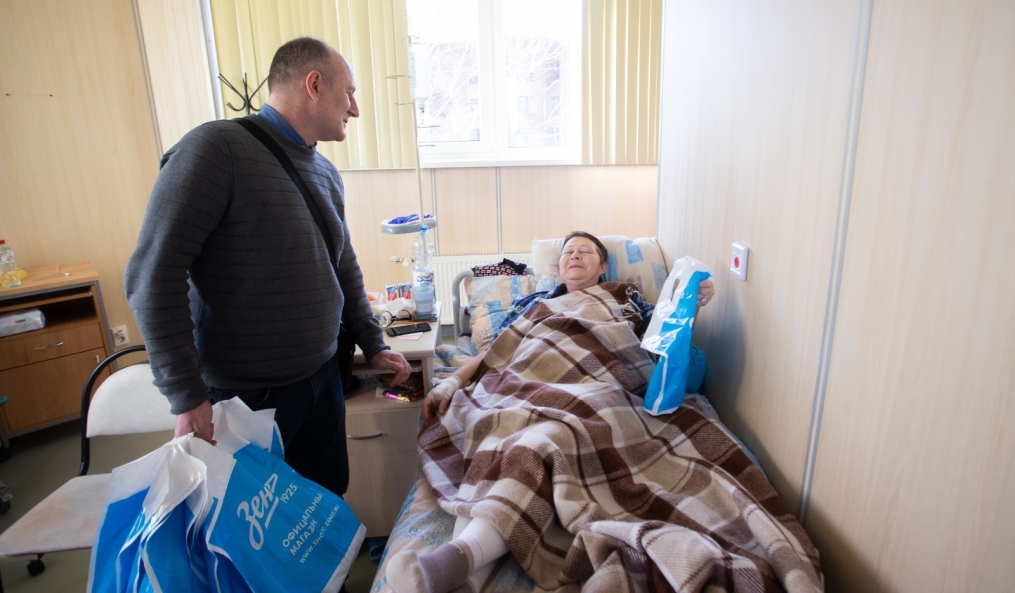«Зенит рядом»: визит в онкологическое отделение Клиники имени Н. И. Пирогова