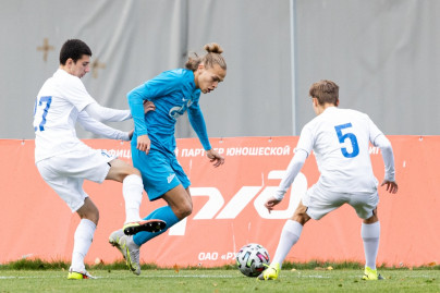 Юношеская футбольная лига-1, «СШОР Зенит» U-17— «Зенит» U-17