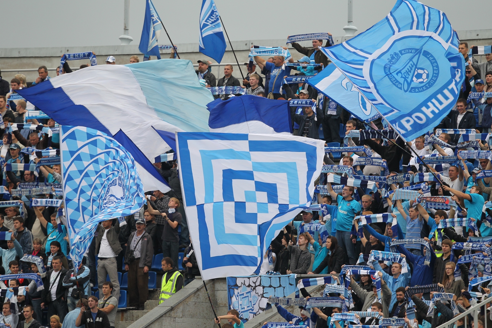 ЧР 2010, Зенит—Томь