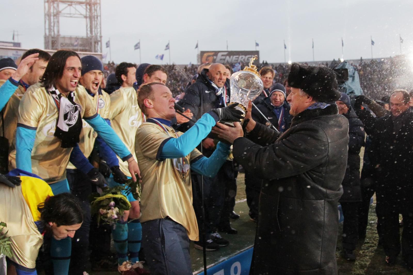 ЧР 2010, Зенит—Крылья Советов, награждение
