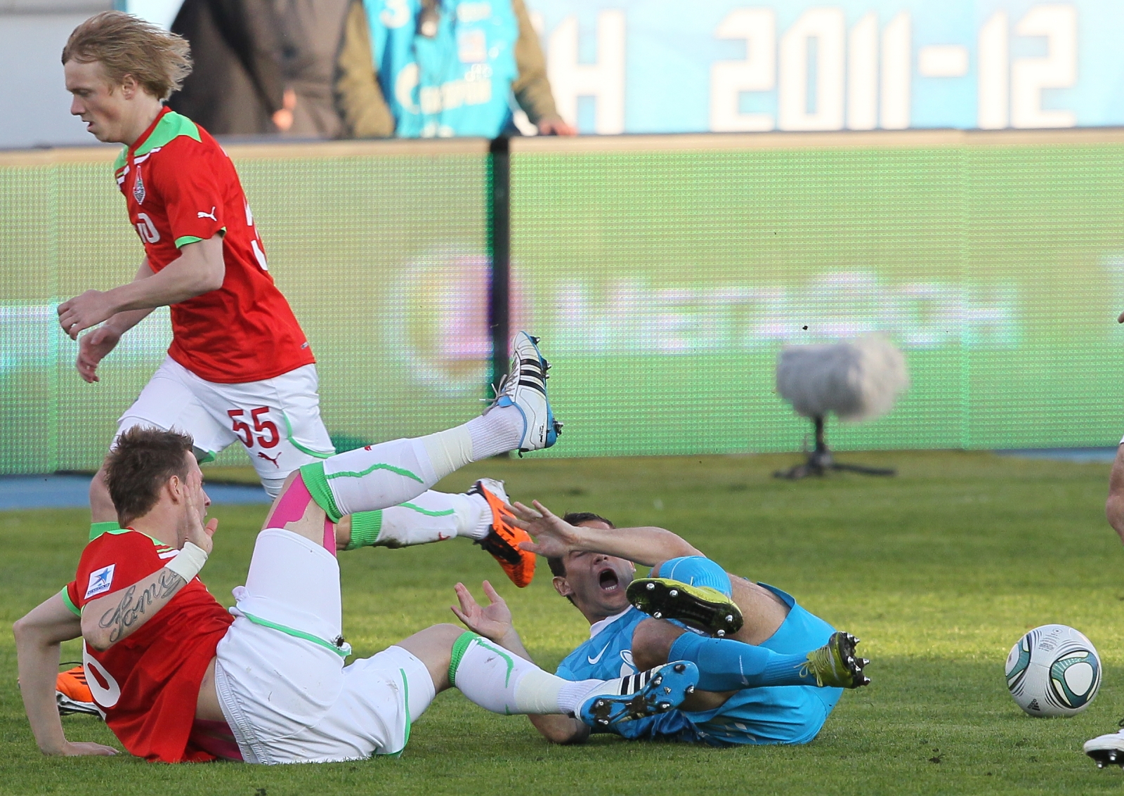 Матч 8-го тура Чемпионата России 2011/12 Зенит — Локомотив