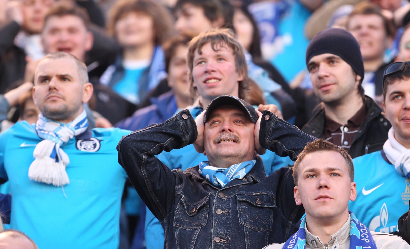 Матч 8-го тура Чемпионата России 2011/12 Зенит — Локомотив