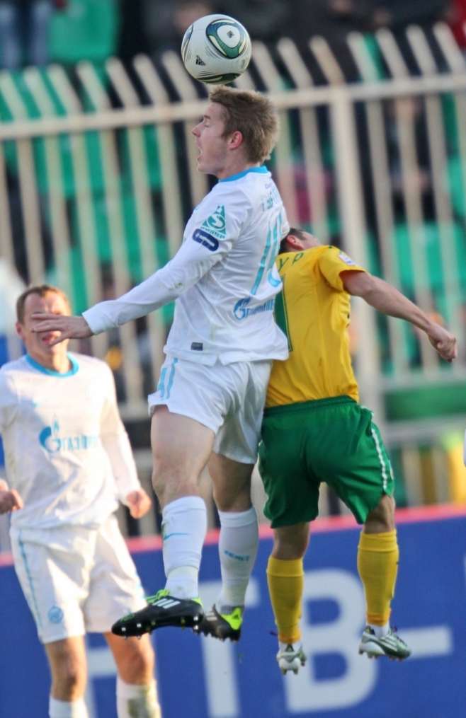 Матч 30-го тура СОГАЗ-Чемпионата России 2011/2012 «Кубань» — «Зенит»