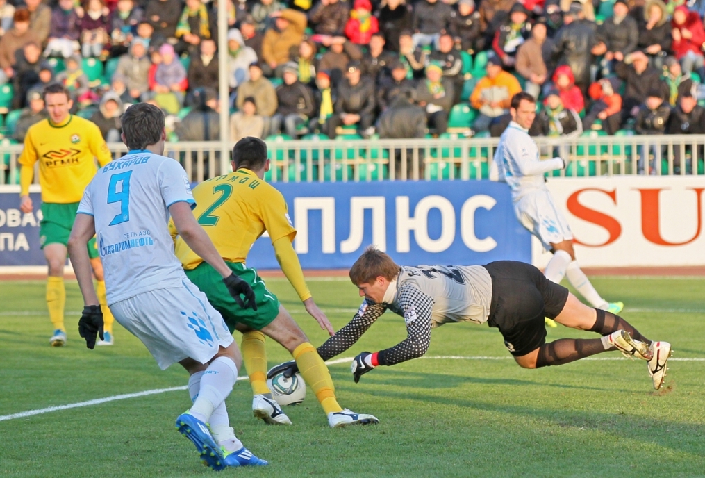 Матч 30-го тура СОГАЗ-Чемпионата России 2011/2012 «Кубань» — «Зенит»