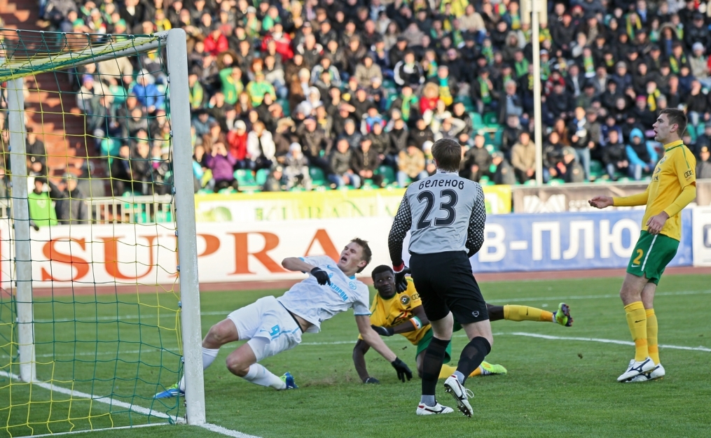 Матч 30-го тура СОГАЗ-Чемпионата России 2011/2012 «Кубань» — «Зенит»
