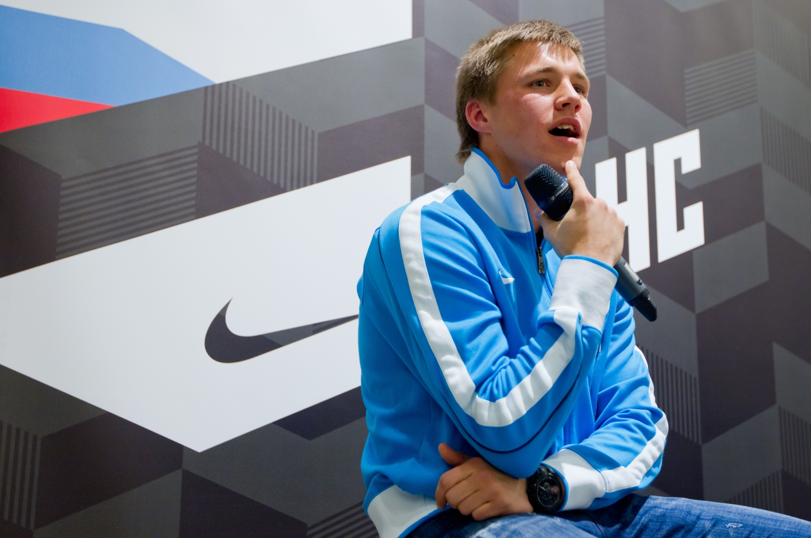 Канунников и Давыдов встретились с участниками программы Nike «Шанс»