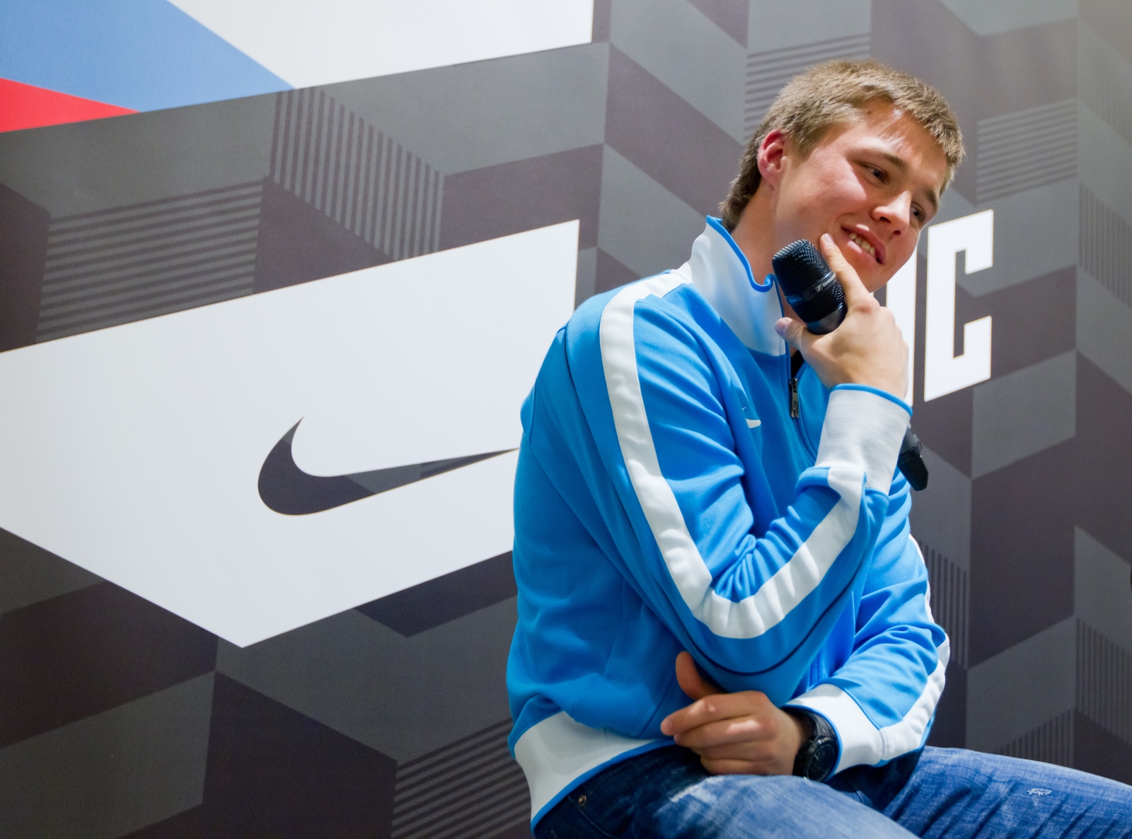 Канунников и Давыдов встретились с участниками программы Nike «Шанс»