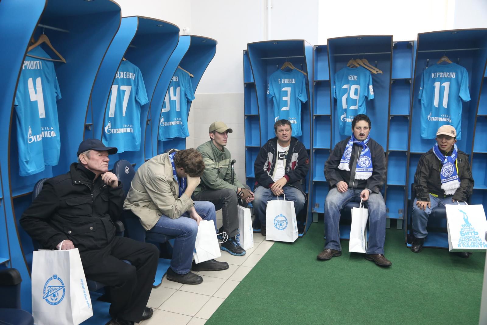 Экскурсия людей с ограниченными возможностями стадиону «Петровский»