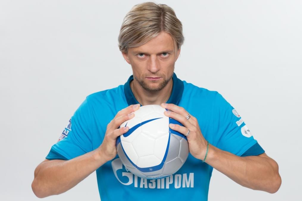 Фотосессия футболистов и тренеров основного состава ФК «Зенит» сезона 2014/2015