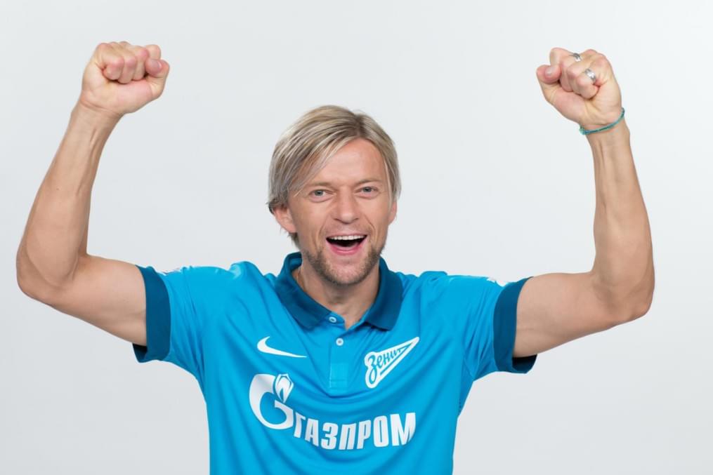 Фотосессия футболистов и тренеров основного состава ФК «Зенит» сезона 2014/2015