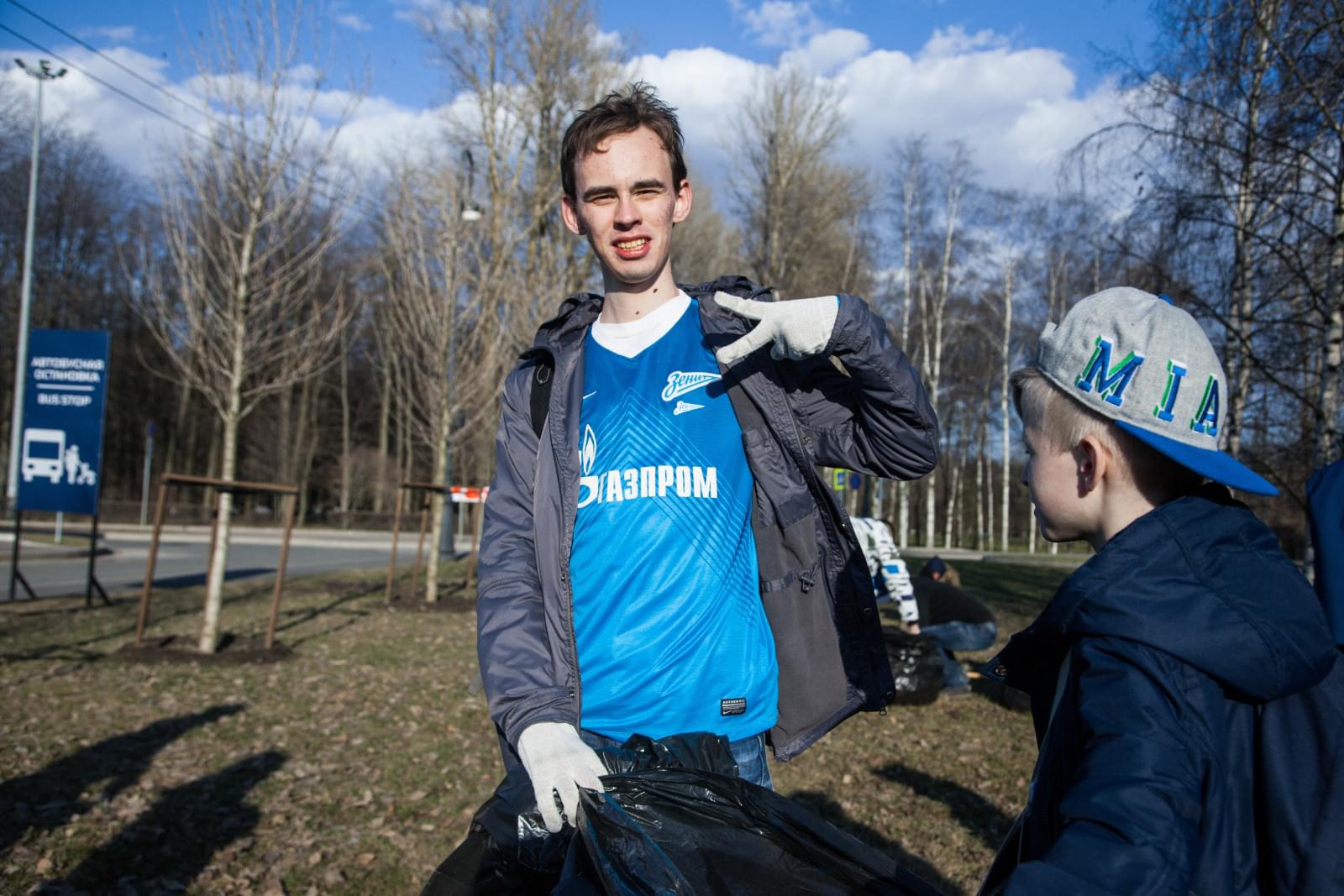 «Марафон Добра»: Доменико Кришито принимает участие в субботнике