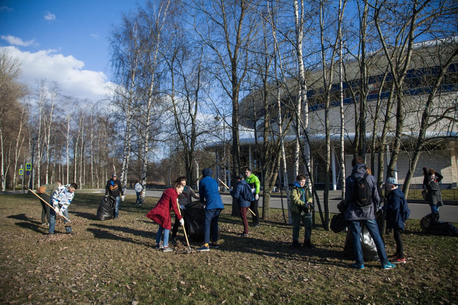 «Марафон Добра»: Доменико Кришито принимает участие в субботнике