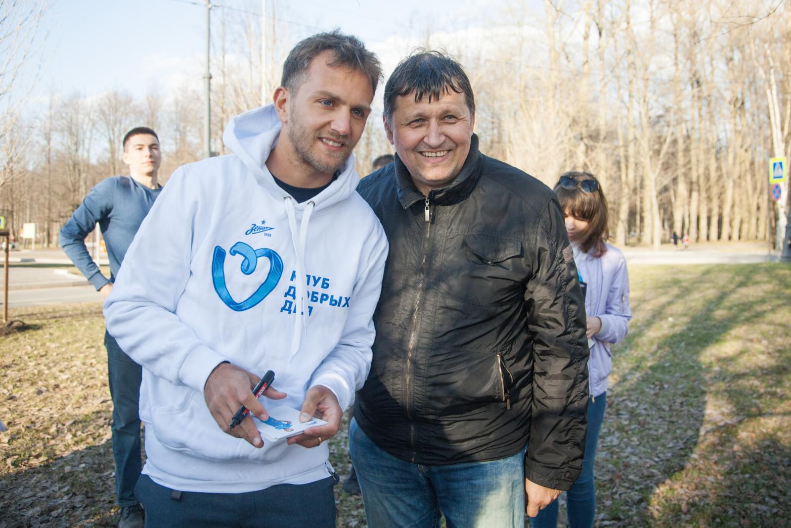 «Марафон Добра»: Доменико Кришито принимает участие в субботнике