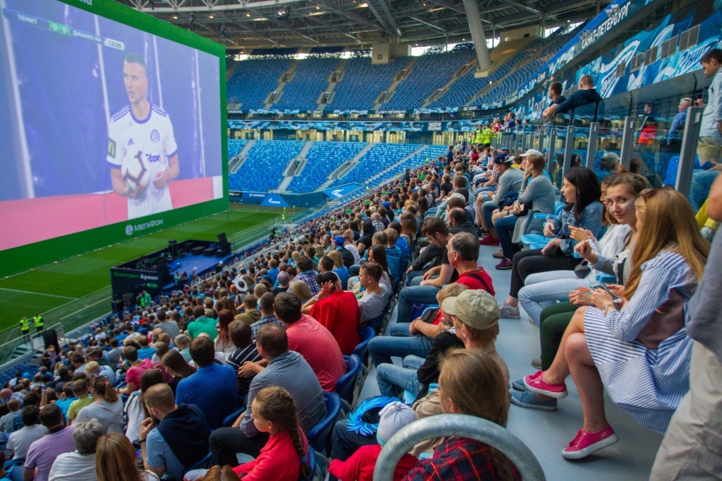 «Зенит» — «Динамо»: фан-зона «Смотри+ Арена» на стадионе «Санкт-Петербург»