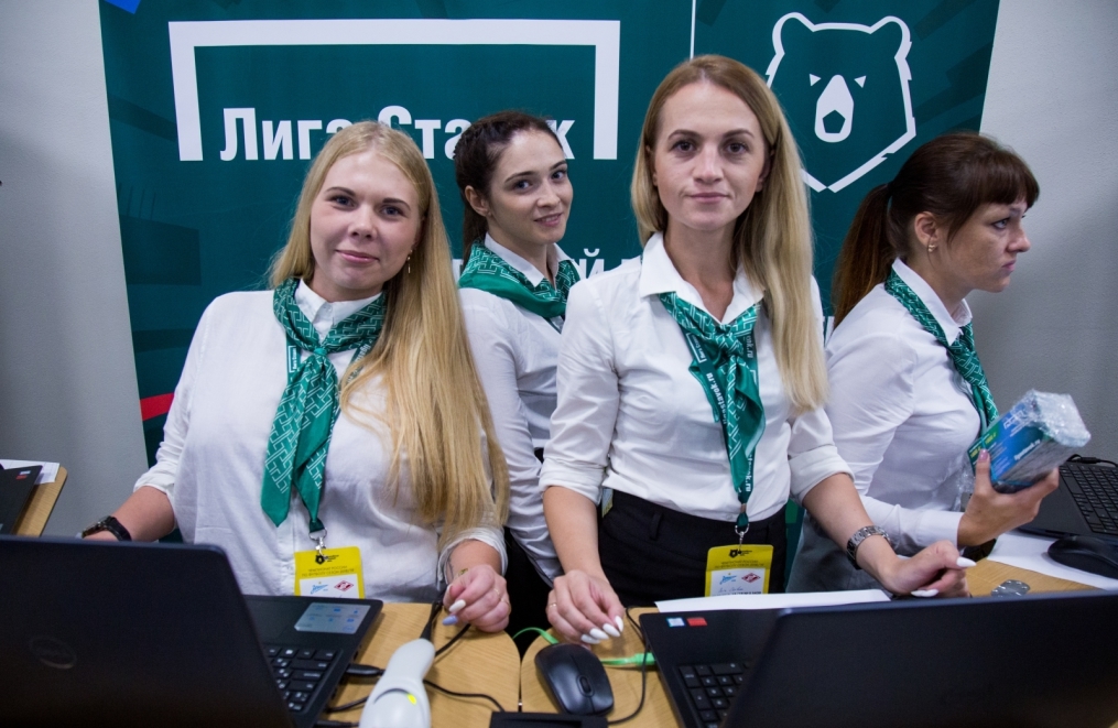 Фан-променад на матче «Зенит» — «Спартак»