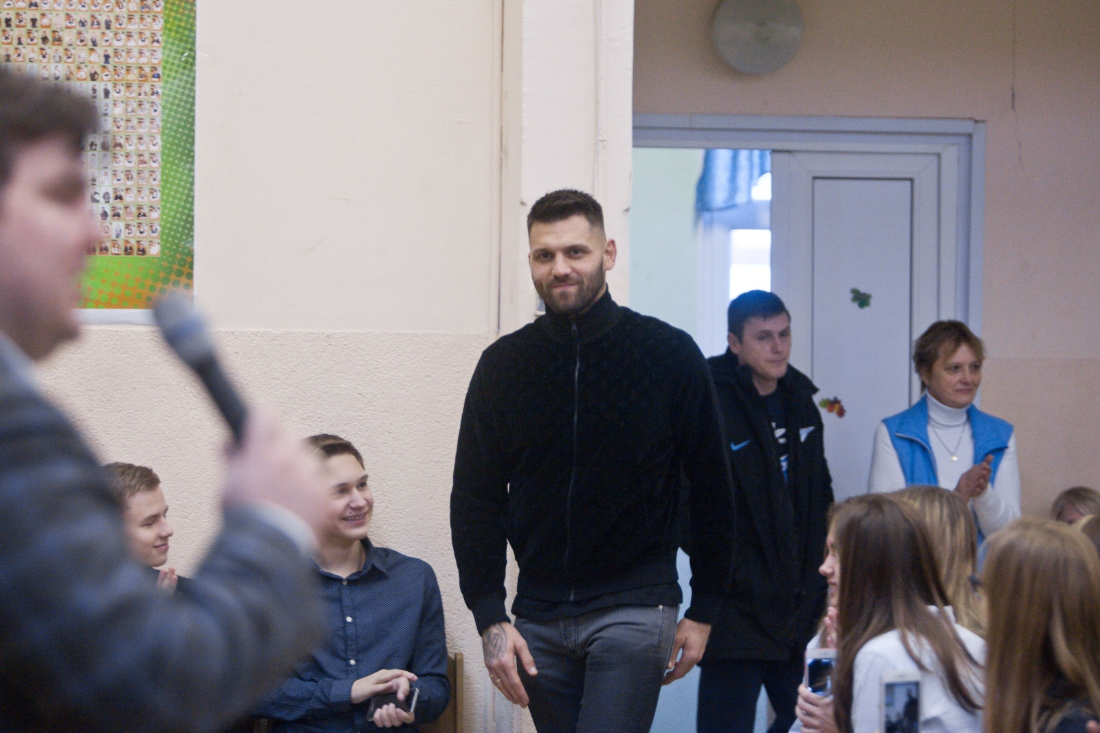Андрей Аршавин, Юрий Лодыгин и Алексей Смертин проводят открытый «Урок футбола»