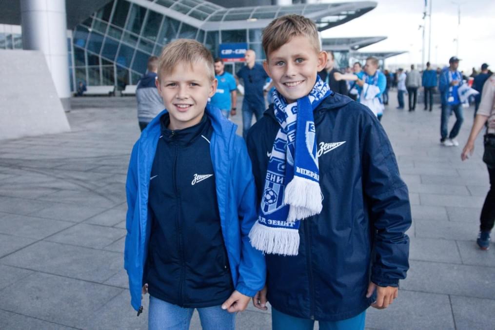 Болельщики на матче «Зенит» — «Спартак»