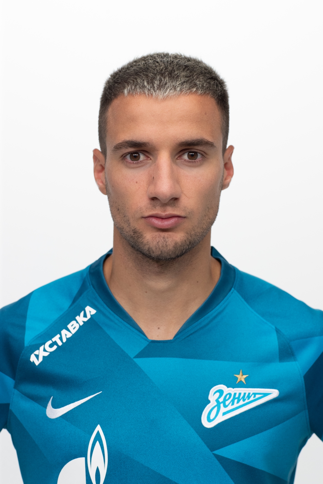 Фотосессия футболистов и тренеров основного состава ФК «Зенит» сезона 2019/20