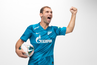 Фотосессия футболистов и тренеров основного состава ФК «Зенит» сезона 2019/20